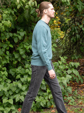 Load image into Gallery viewer, Mens Lambswool V-Neck – Lovat