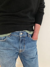 Load image into Gallery viewer, Mens Lambswool Crew Neck – Black