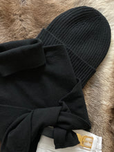 Load image into Gallery viewer, William Lockie Cashmere Hat - Black
