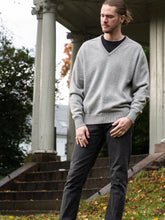 Load image into Gallery viewer, Mens Lambswool V-Neck – Flannel