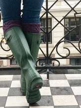 Load image into Gallery viewer, Walking Sock Lady Rannoch Thistle