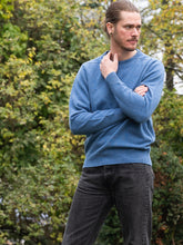 Load image into Gallery viewer, Mens Lambswool Crew Neck – Jeans