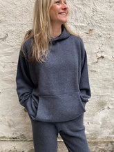 Load image into Gallery viewer, BeggxCo Crovie Lounge Pants Pewter