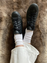 Load image into Gallery viewer, Pantherella Ladies cotton sock White