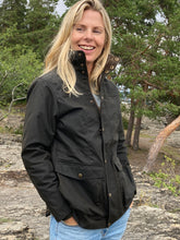 Load image into Gallery viewer, Hoggs of Fife Ladies Wax Cotton Jacket