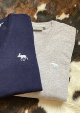 Load image into Gallery viewer, Elg Ladies Lambswool V-Neck - Navy