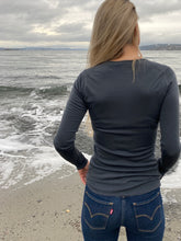 Load image into Gallery viewer, Ladies John Smedley Merino V-Neck - Slate Grey