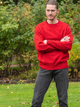 Load image into Gallery viewer, Mens Lambswool Crew Neck – Chianti