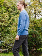 Load image into Gallery viewer, Mens Lambswool Crew Neck – Jeans