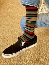 Load image into Gallery viewer, Pantherella Superfine Stripe Black Orange