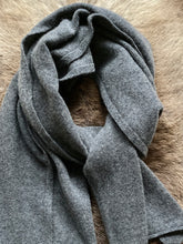 Load image into Gallery viewer, Cameron Cashmere Scarf - Derby Grey