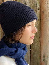 Load image into Gallery viewer, William Lockie Cashmere Hat - Navy