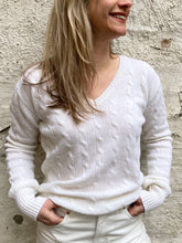 Load image into Gallery viewer, Ladies Cashmere Cable - White Undyed