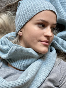 Knitted Cashmere Scarf- Haar