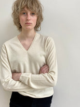 Load image into Gallery viewer, Ladies Cashmere V-Neck - White Undyed