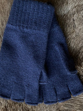 Load image into Gallery viewer, Cashmere Fingerless Gloves - Navy