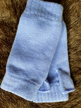 Load image into Gallery viewer, Cashmere Wristwarmers  - Lavender