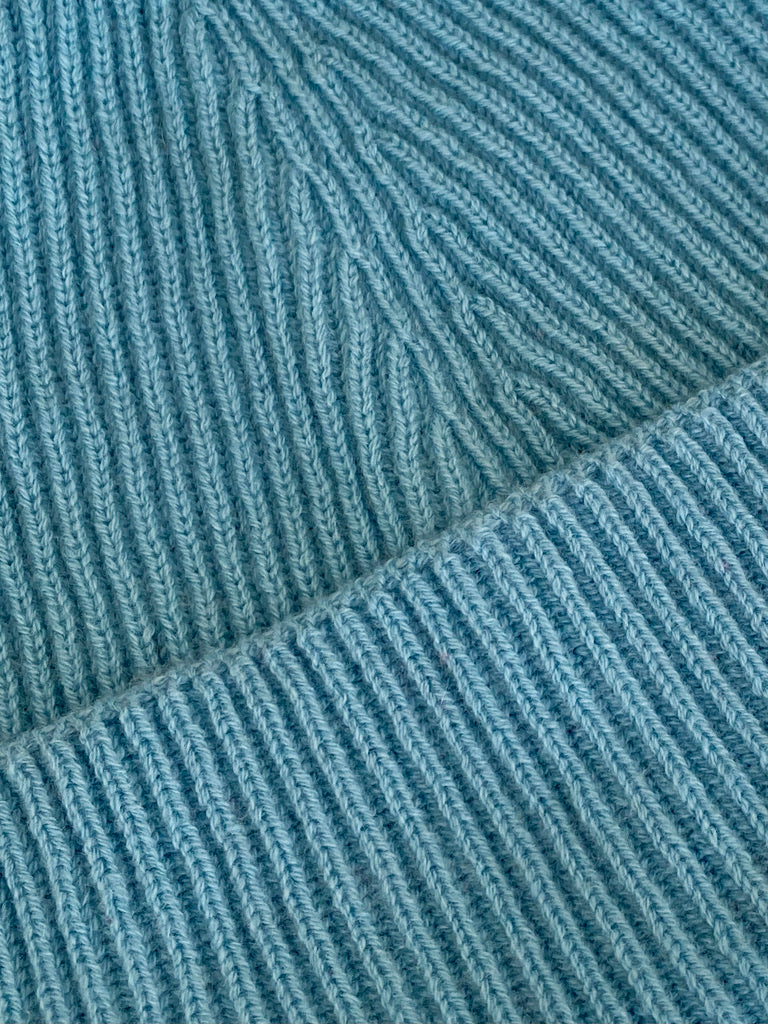 House of Scotland Cashmere Beanie Heron Blue