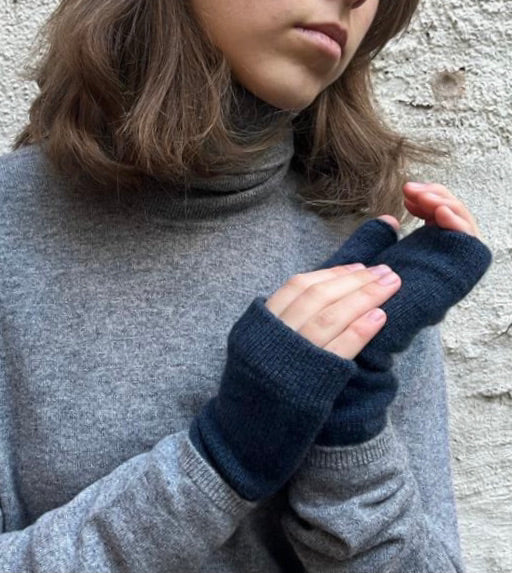 Cashmere Wristwarmers  - Dark Denim